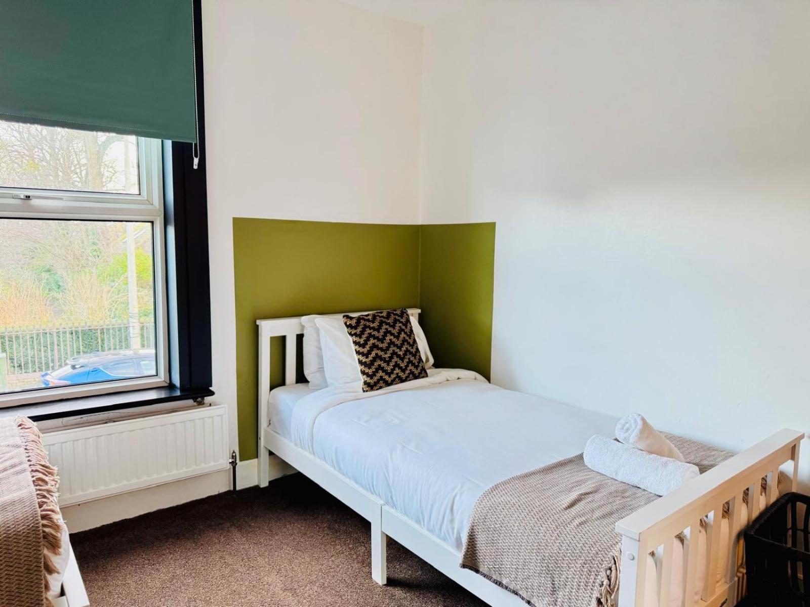 Lovely Dog Friendly, 3 Bed Home Sleeps 8, With Parking & Fenced Garden Work Contractor Leisure, Jasper Кембридж Экстерьер фото